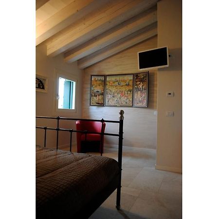Bed And Breakfast Castello Villafranca di Verona Camera foto