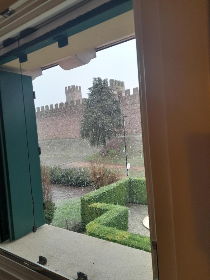 Bed And Breakfast Castello Villafranca di Verona Esterno foto