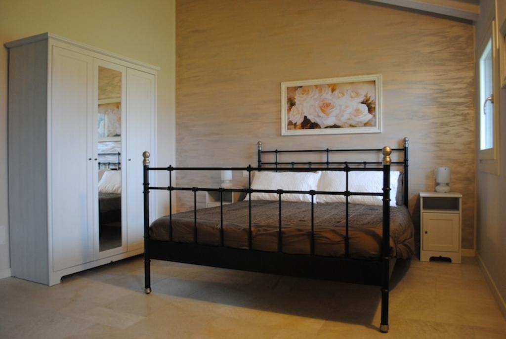 Bed And Breakfast Castello Villafranca di Verona Camera foto